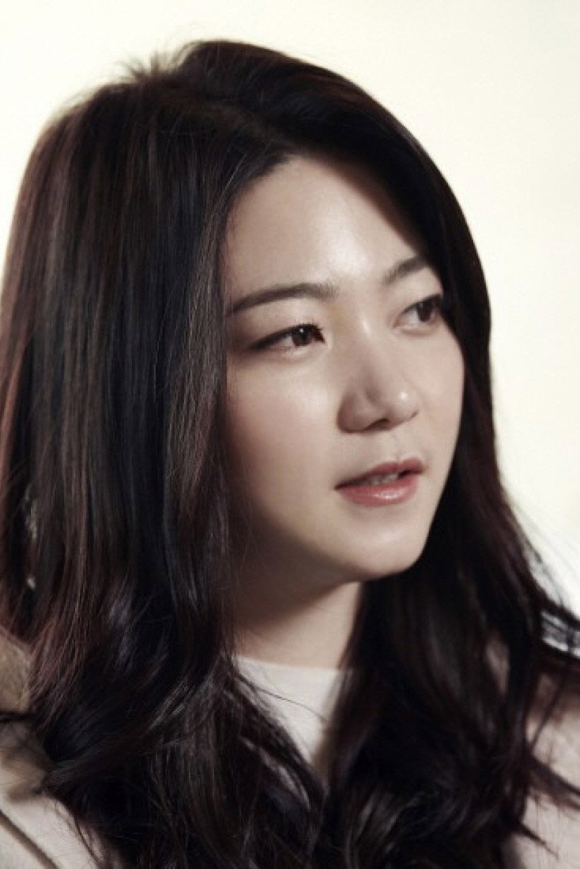 Lee Na-eun's poster