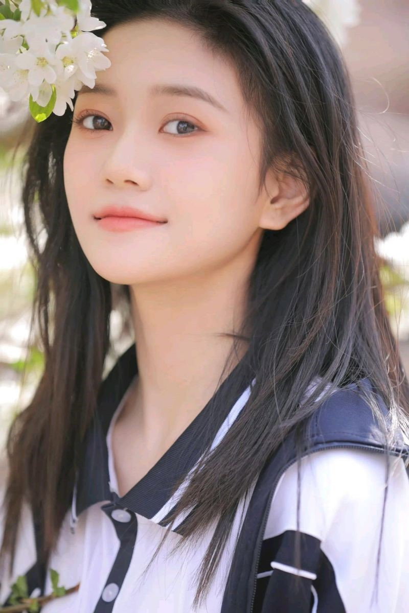Zhang Yixi's poster