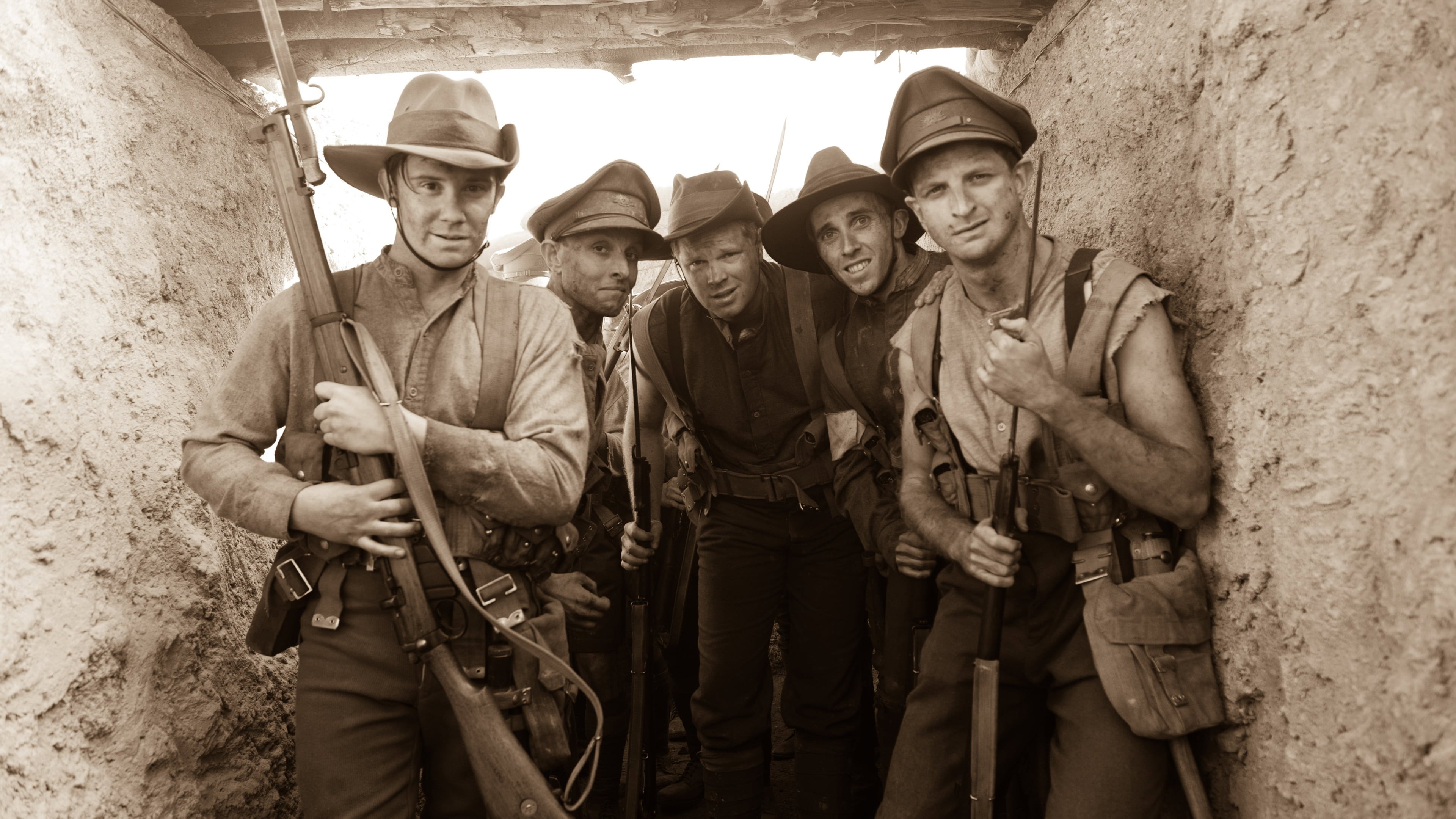 Deadline Gallipoli's poster