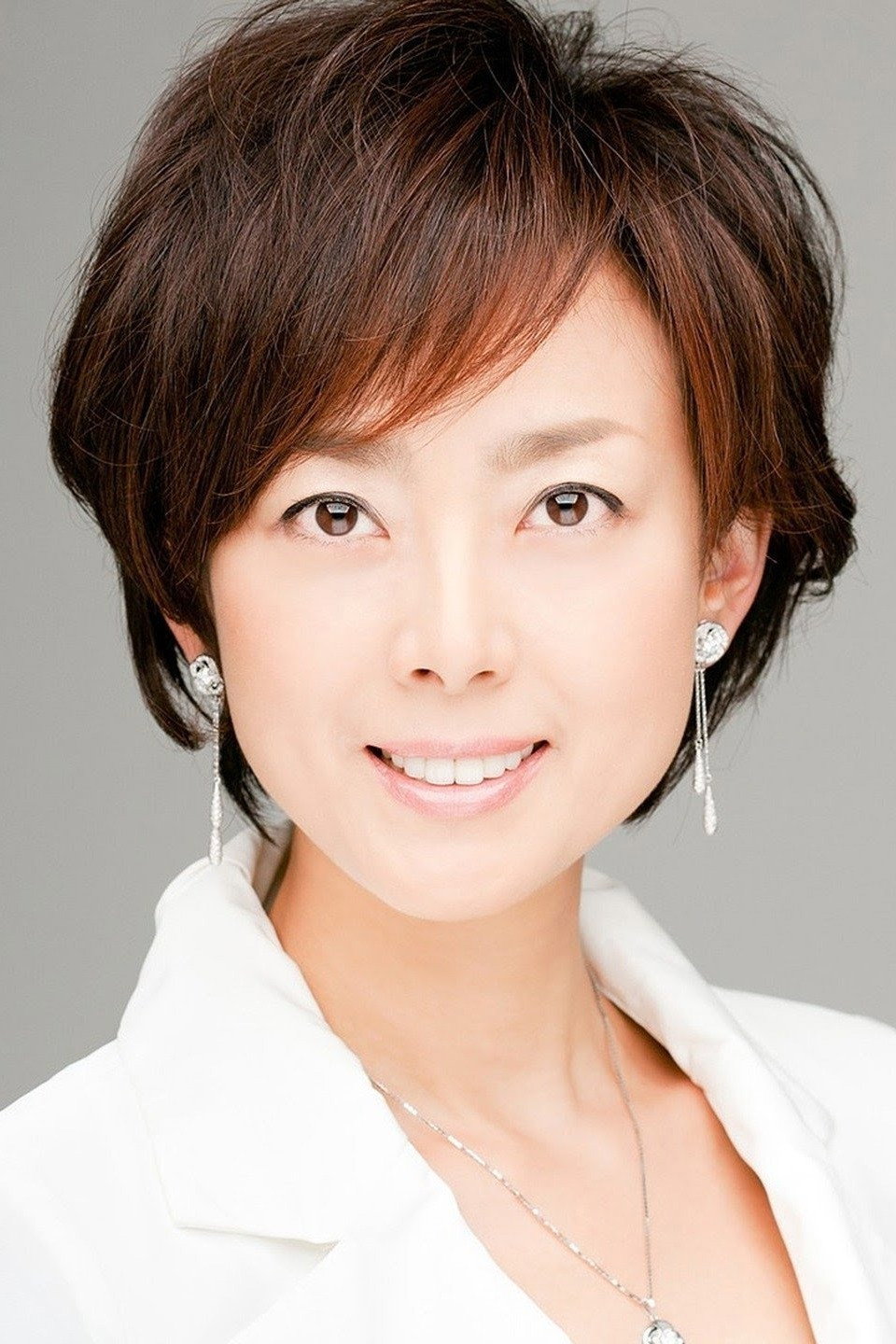 Naomi Akimoto's poster