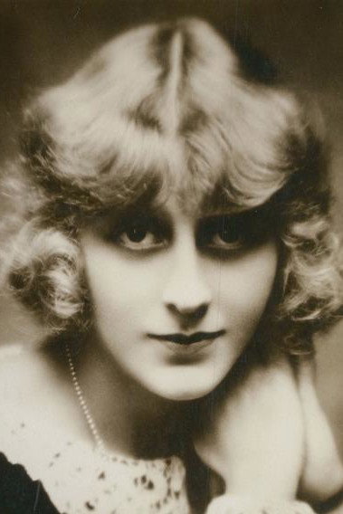 Lucienne Legrand's poster