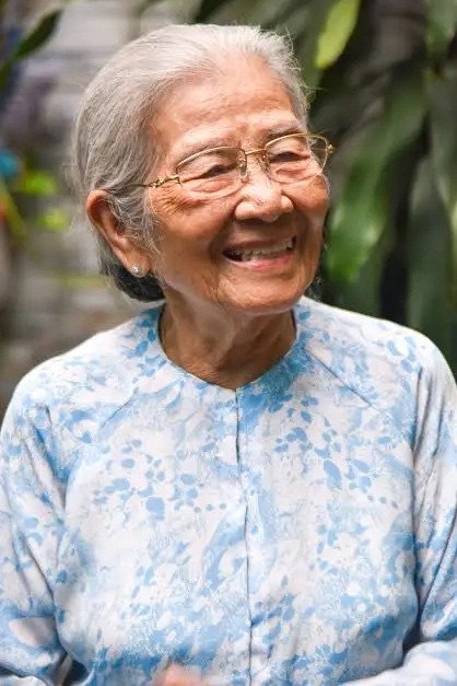 Phi Điểu's poster
