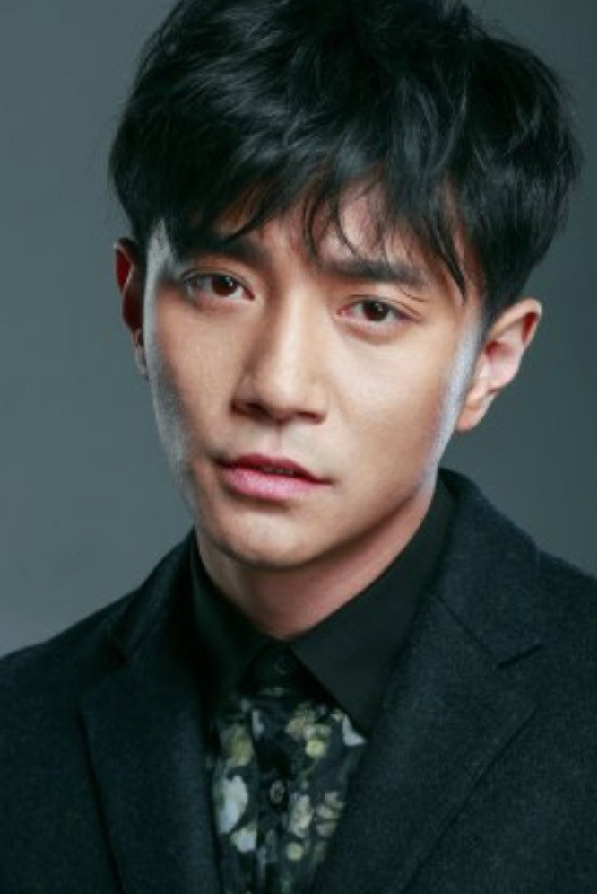 Kang Kang's poster