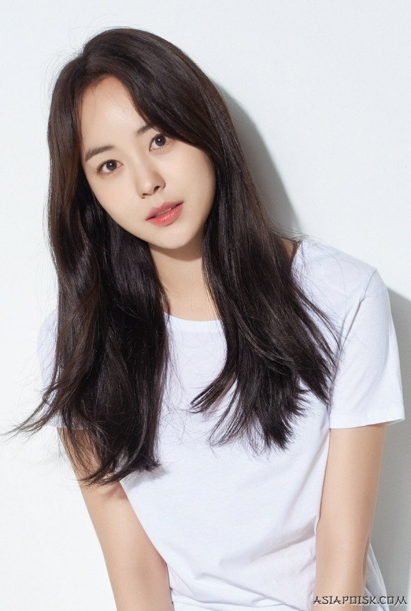 Yoo Ye-bin's poster