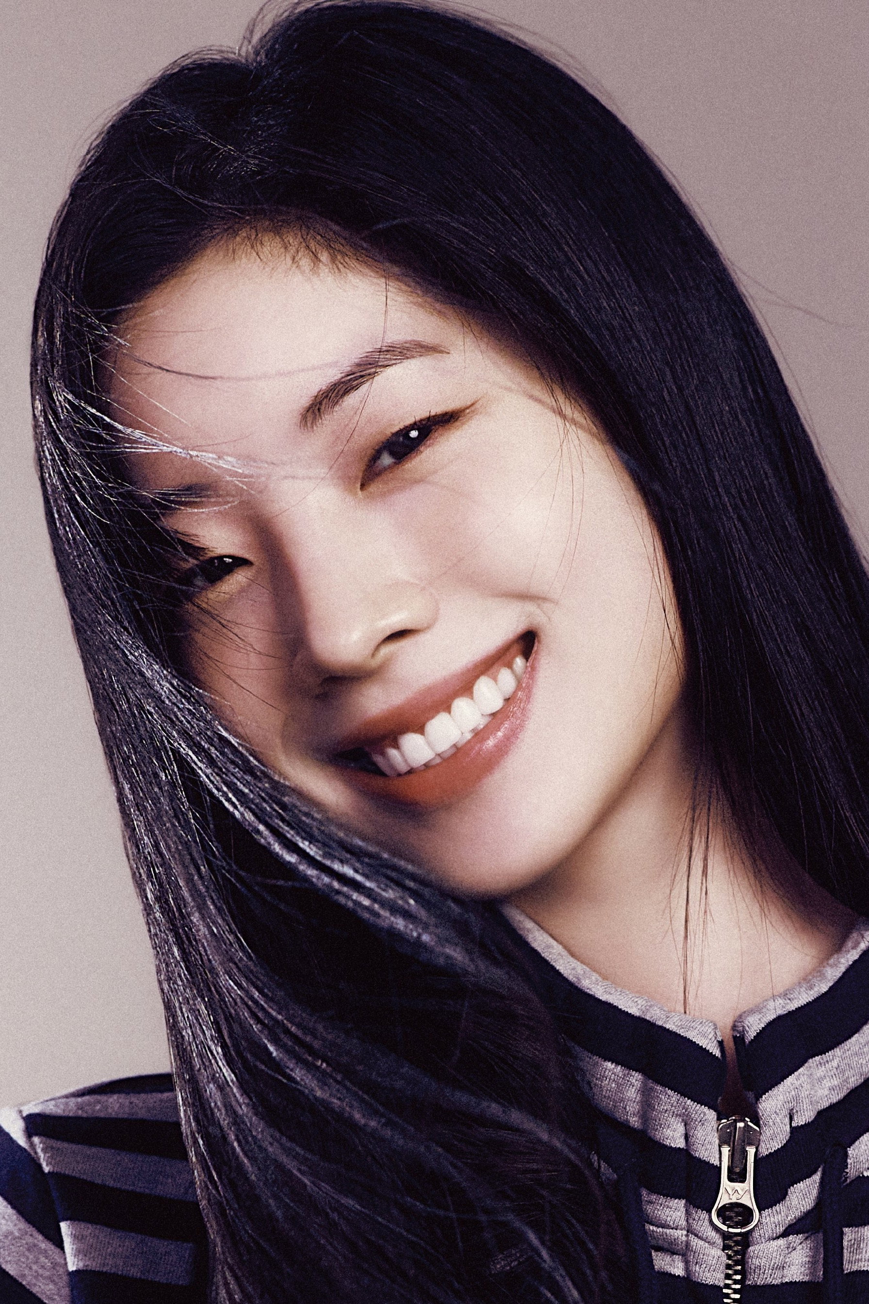 DAHYUN's poster