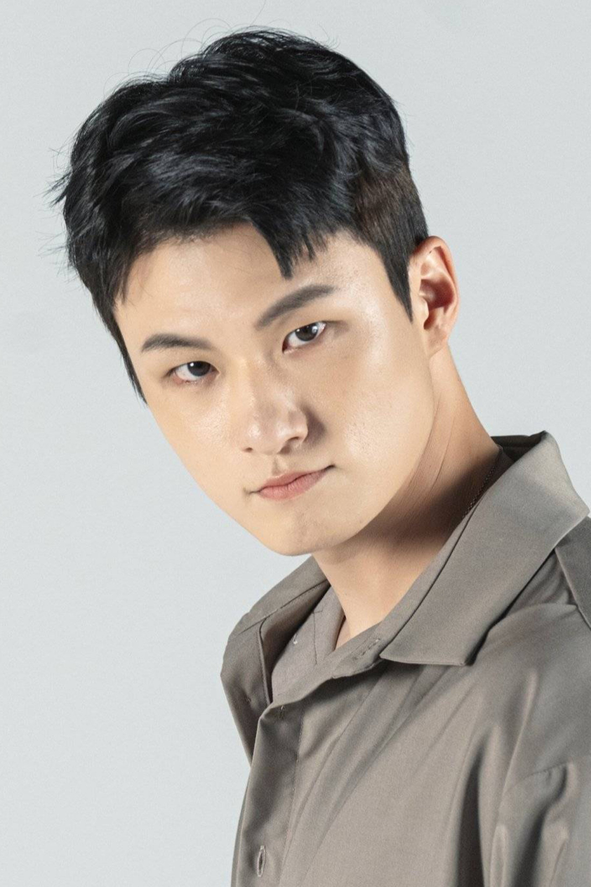 Shin Seung-ho's poster