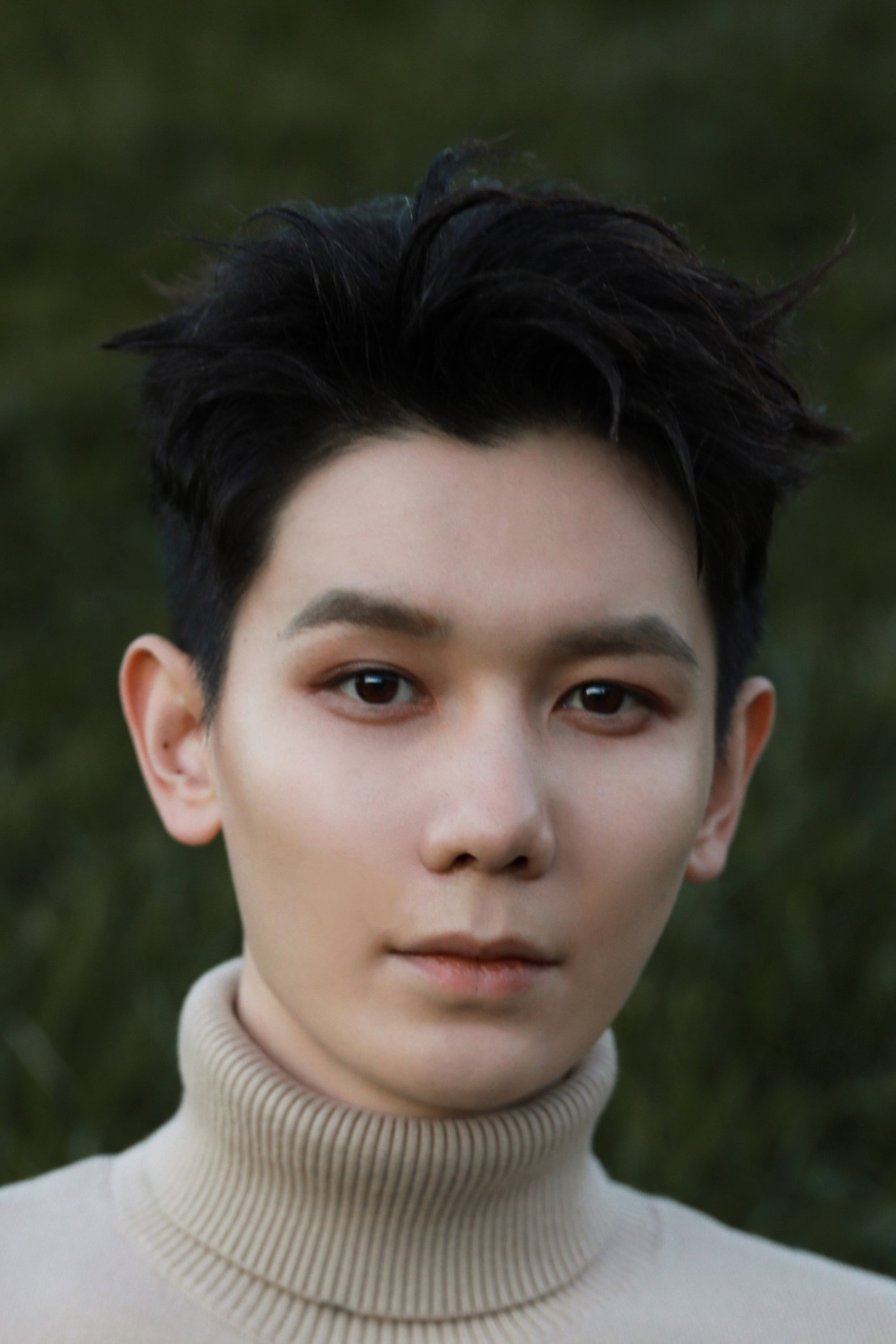 Lin Yadong's poster