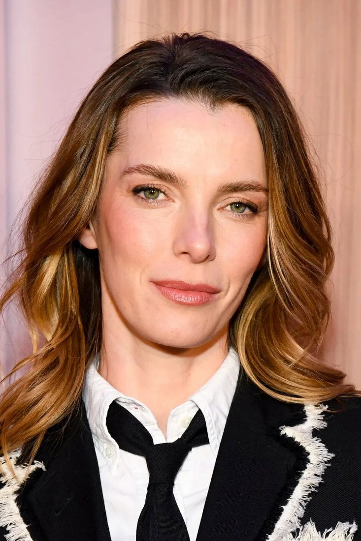 Betty Gilpin's poster
