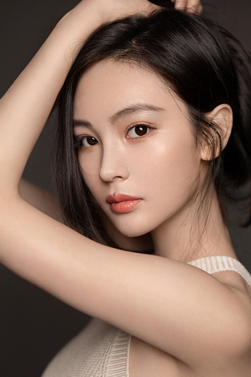 En Jing's poster