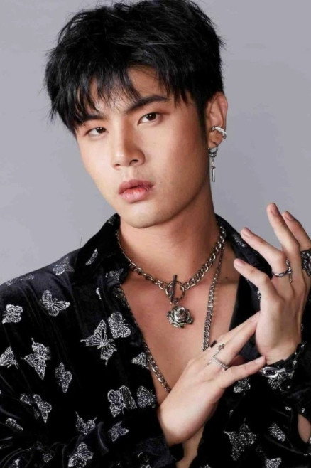 Peter Chonpachara Jeepetch's poster