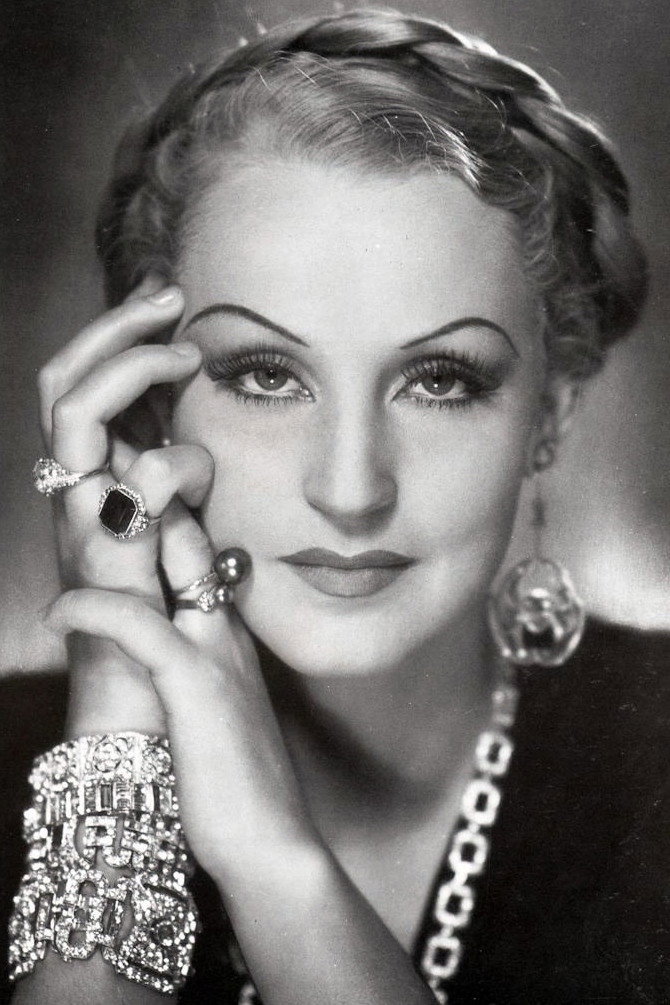 Elvira Popescu's poster