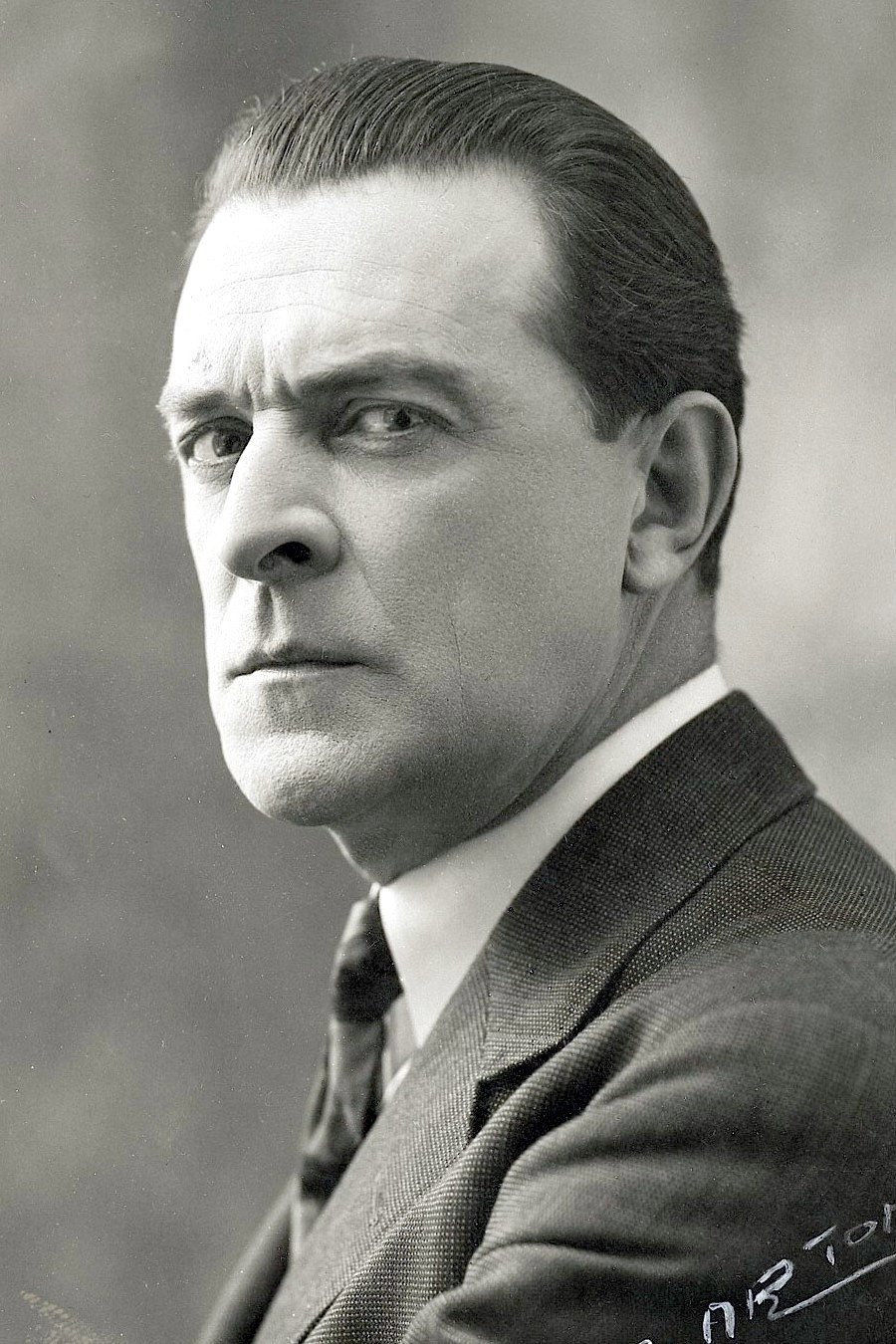 René Navarre's poster