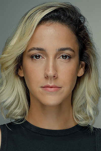 Camila Márdila's poster