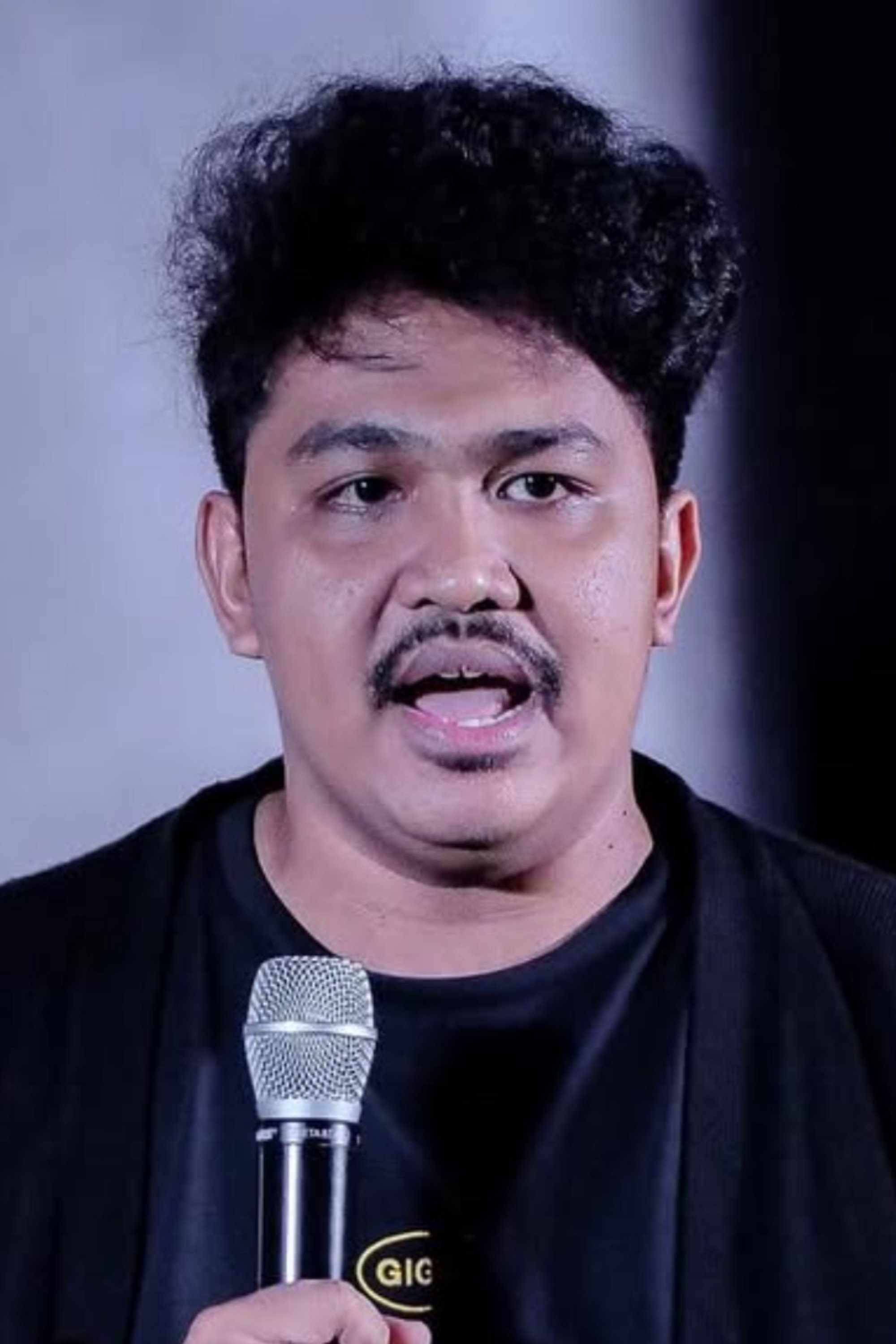 Adi Arkiang's poster