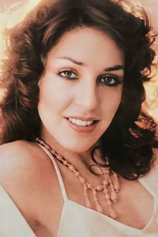 Rosalía Valdés's poster