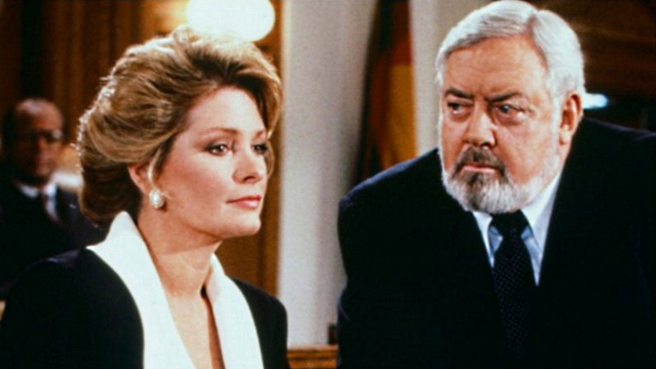 Perry Mason Returns's poster