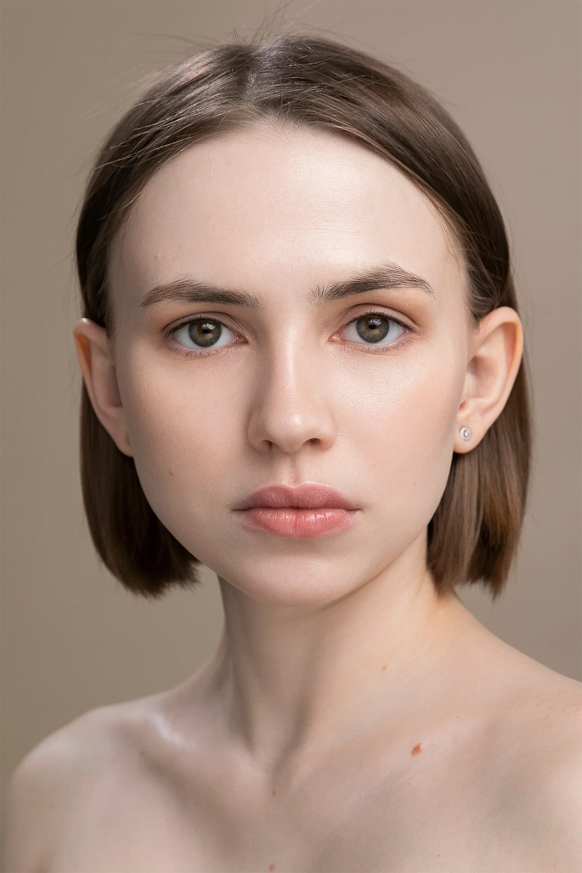 Yana Enzhaeva's poster