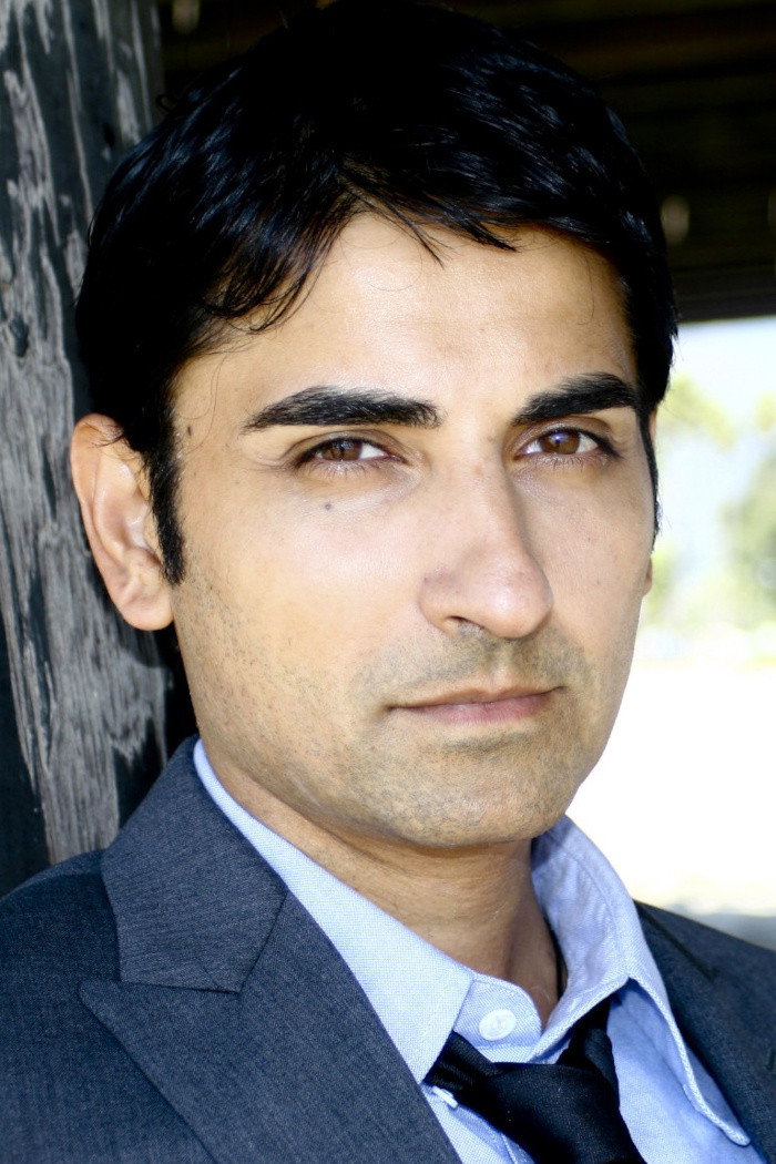 Akbar Kurtha's poster