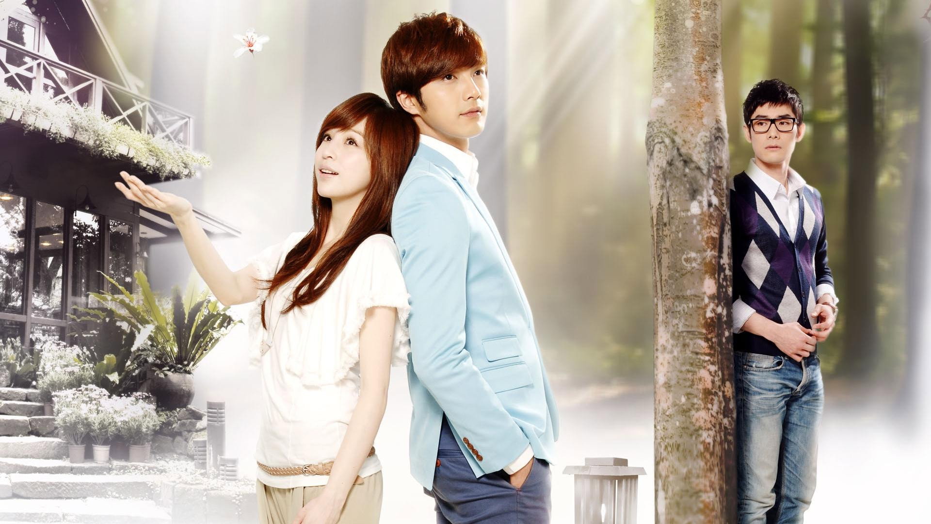 Love Keeps Going's poster
