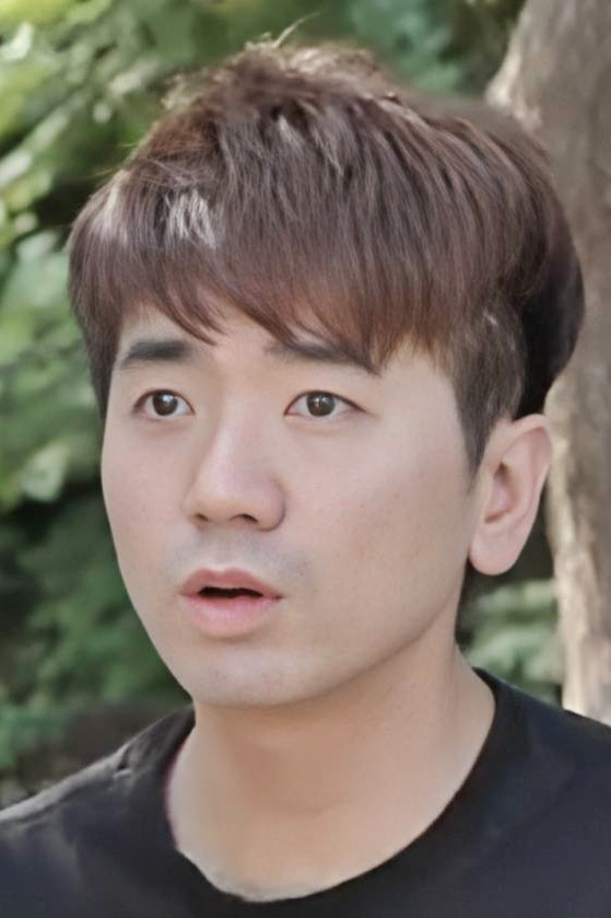 Min Hyeok-I's poster