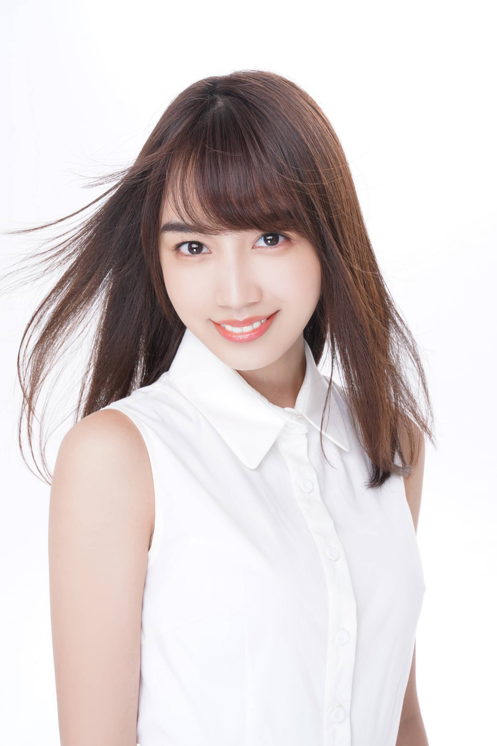 Hikari Kuroki's poster