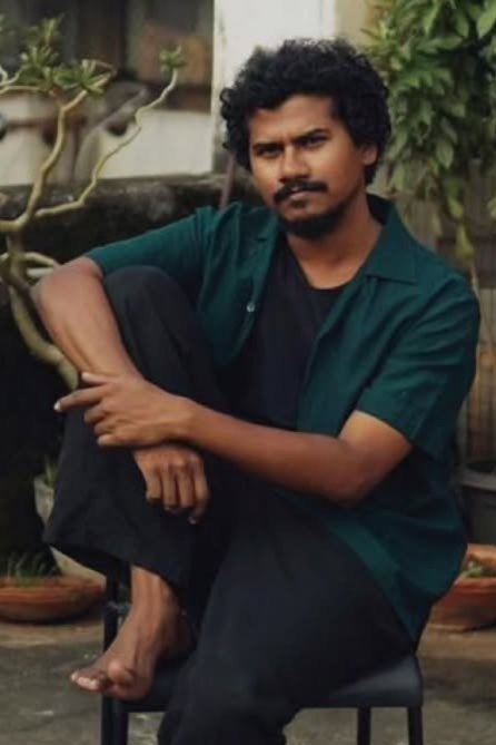 Vishnu Oi's poster