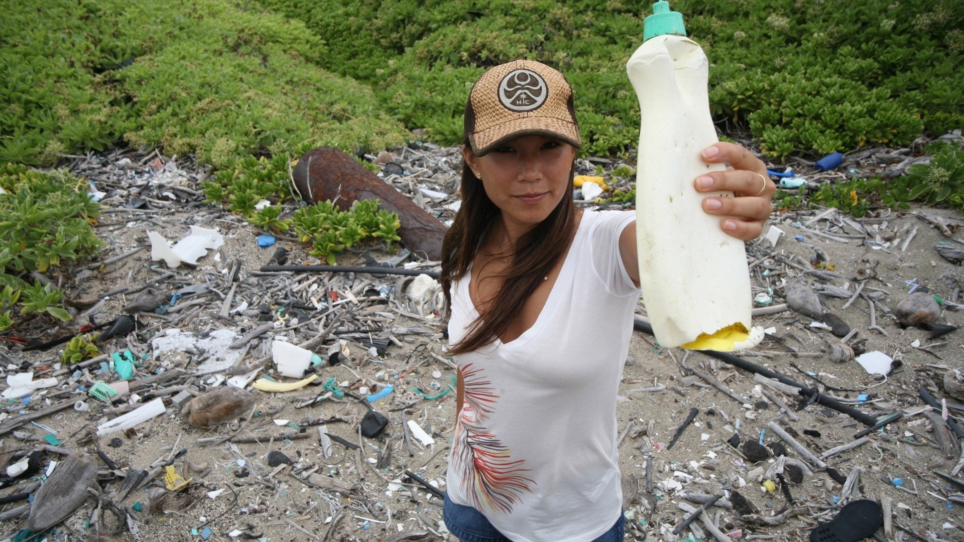 Plastic Paradise: The Great Pacific Garbage Patch's poster