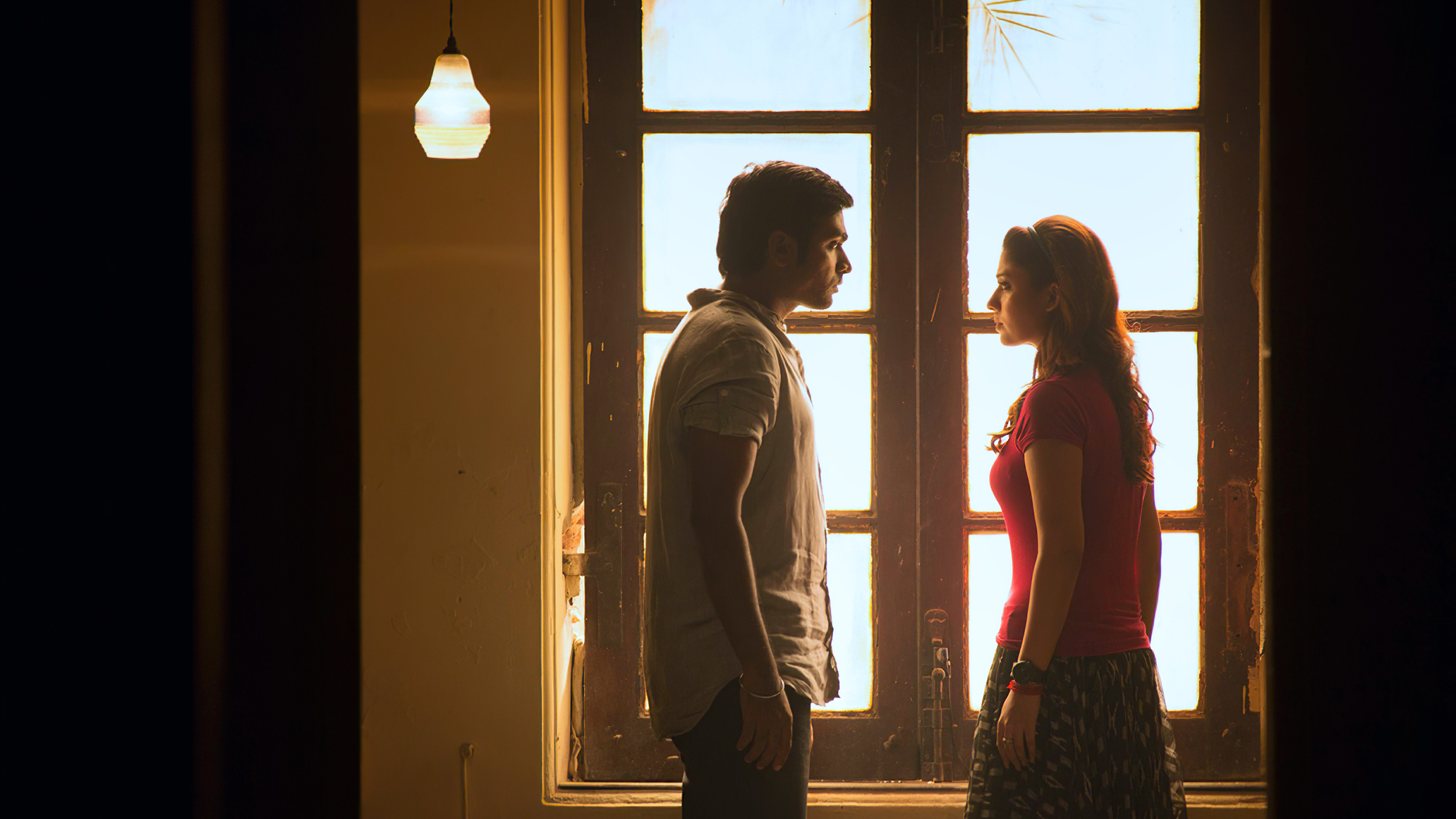Naanum Rowdydhaan's poster
