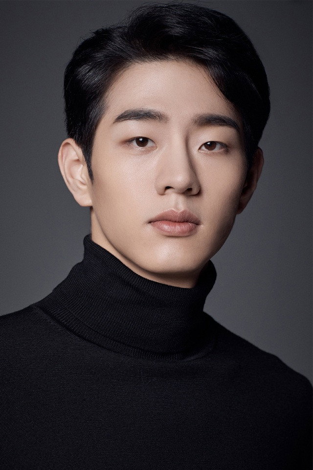 Lee Seung-ryong's poster