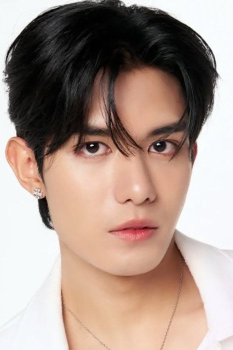 Siraphop Manithikhun's poster