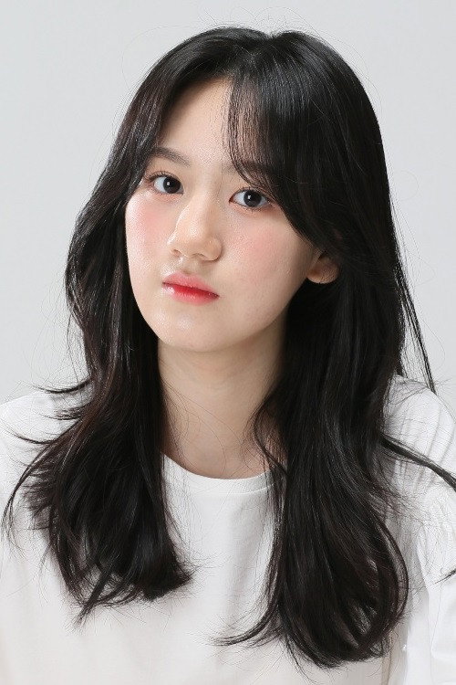 Um Chae-young's poster