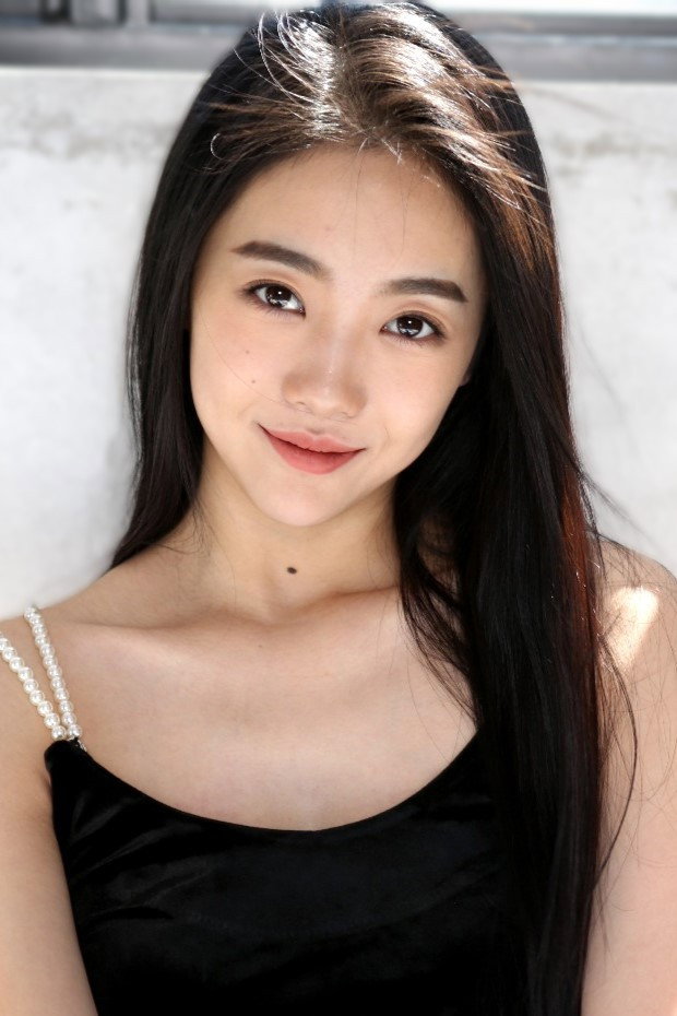 Wang Jiayin's poster