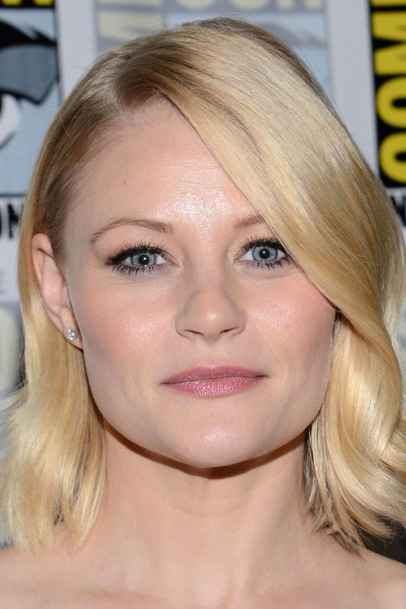 Emilie de Ravin's poster