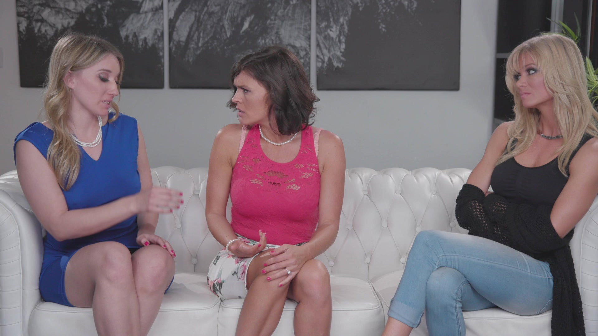 Lesbian Cheating Wives's poster