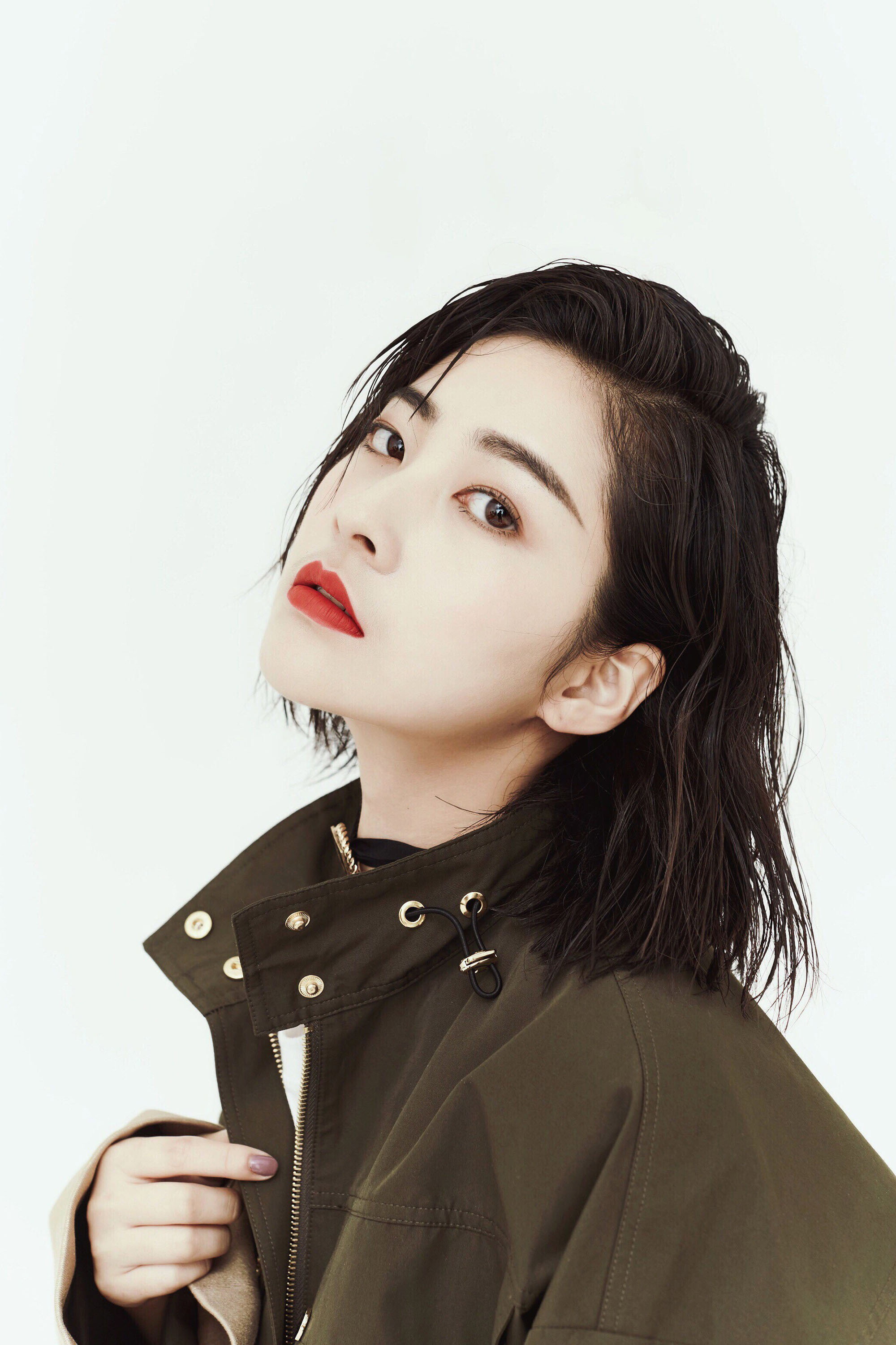 Qian Dongni's poster