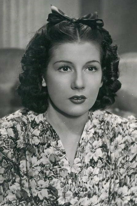 Pastora Peña's poster