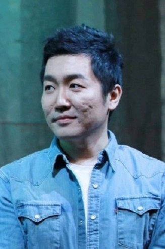 Han Shin's poster