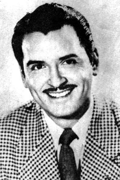 Raúl Martínez's poster