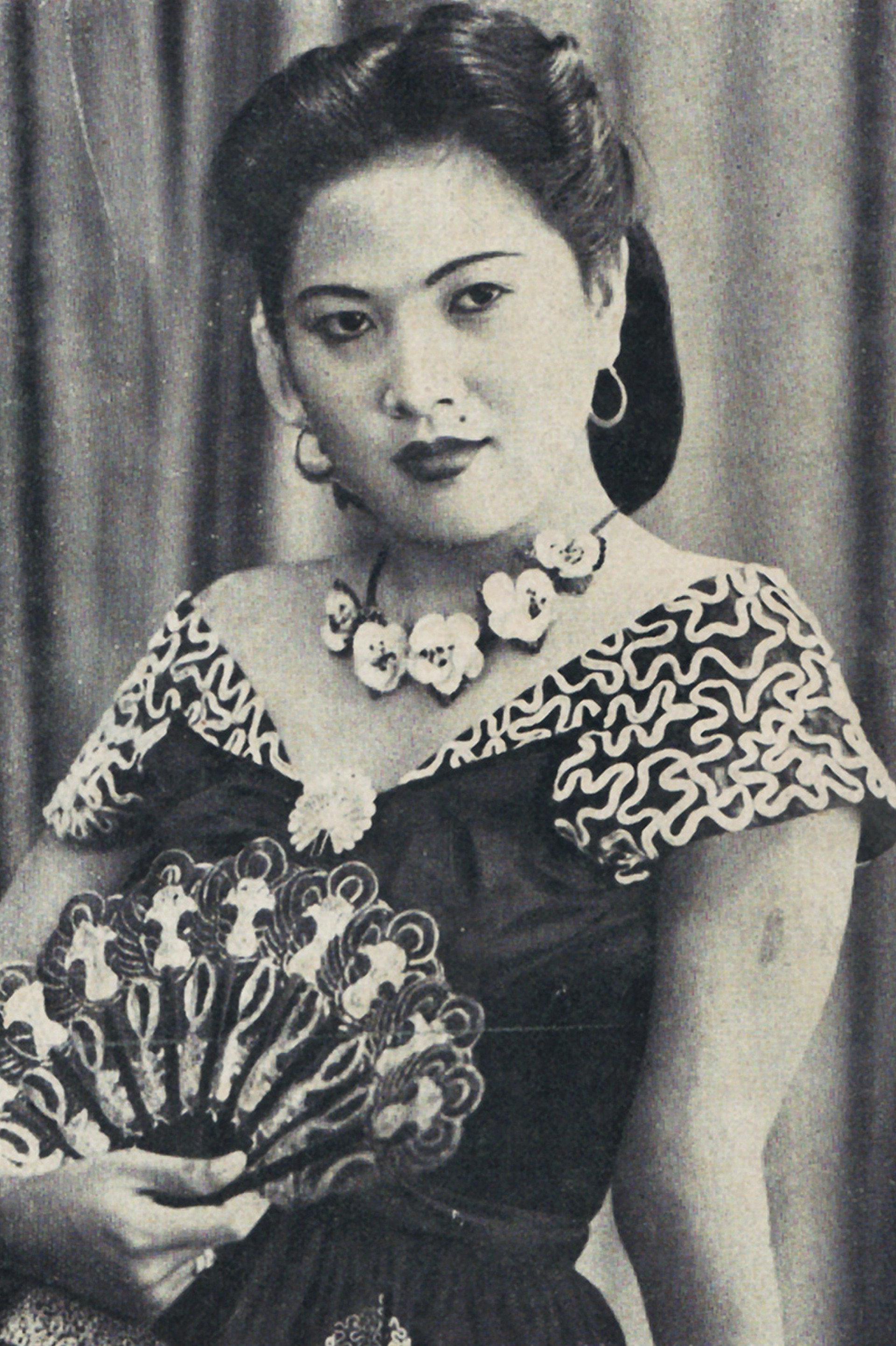 Titien Sumarni's poster