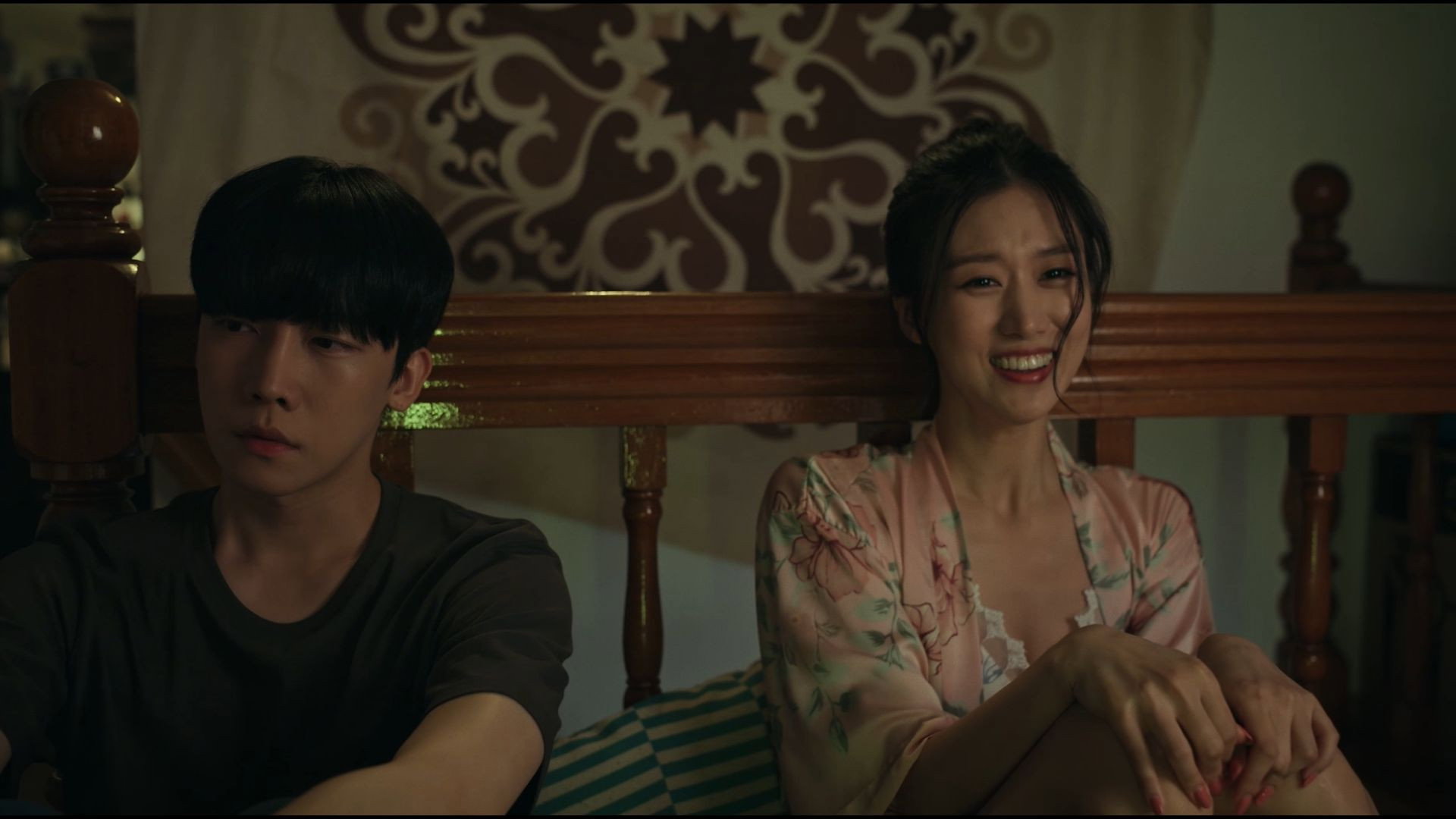 Couples to Hell's poster