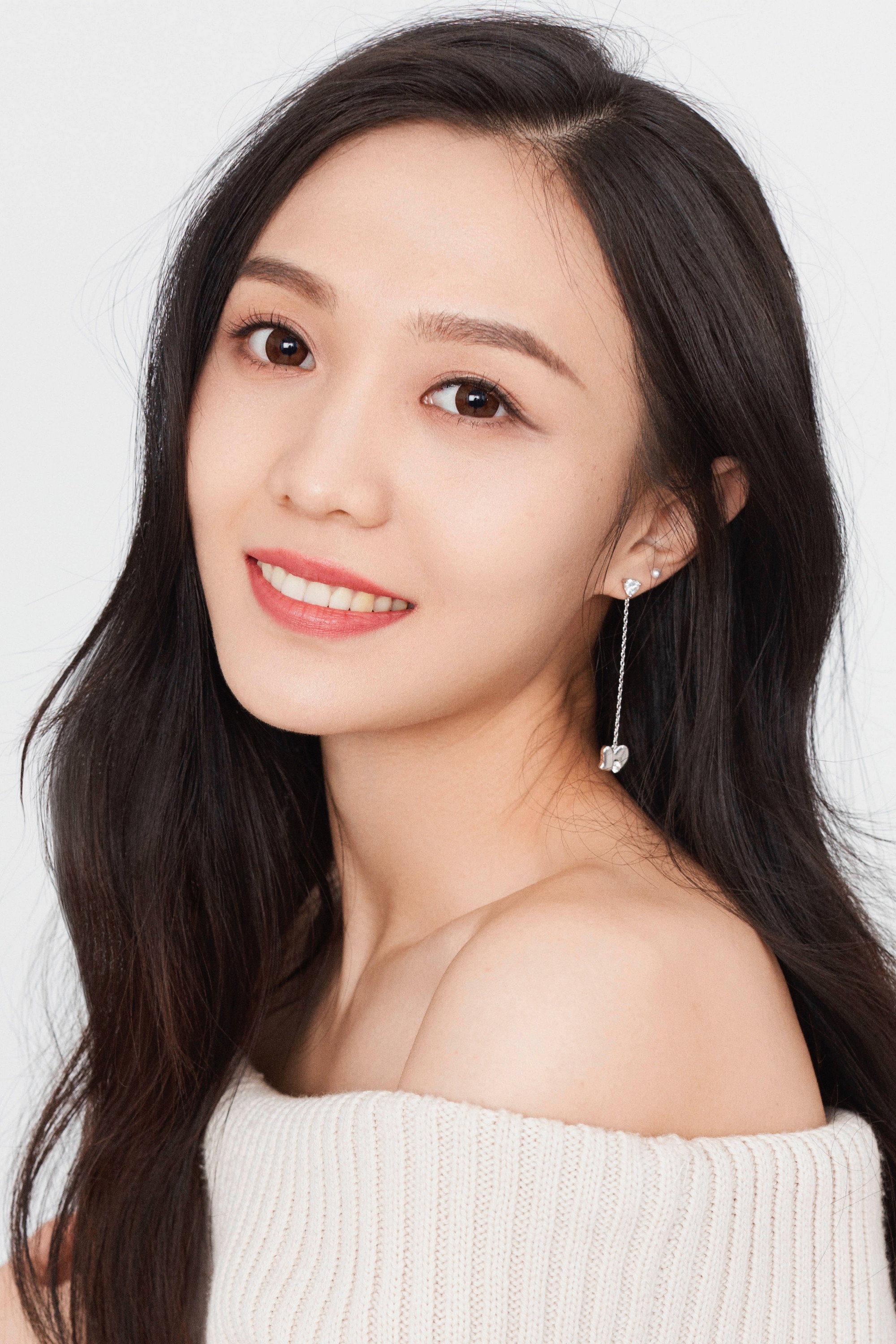 Wang Jingwen's poster
