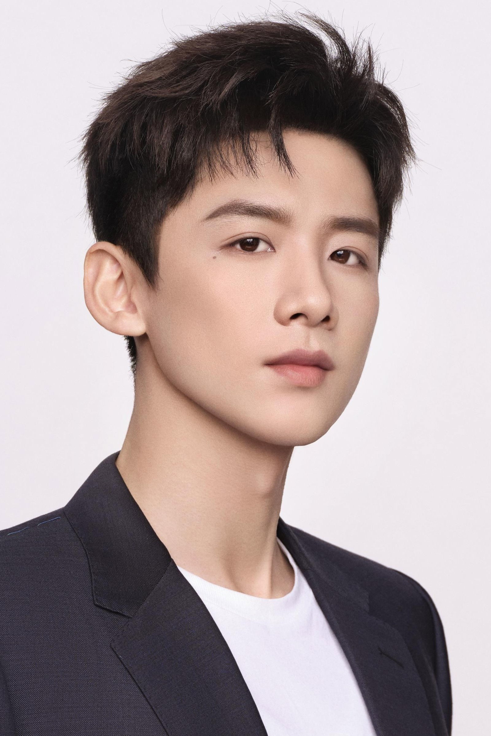 Bai Jingting's poster