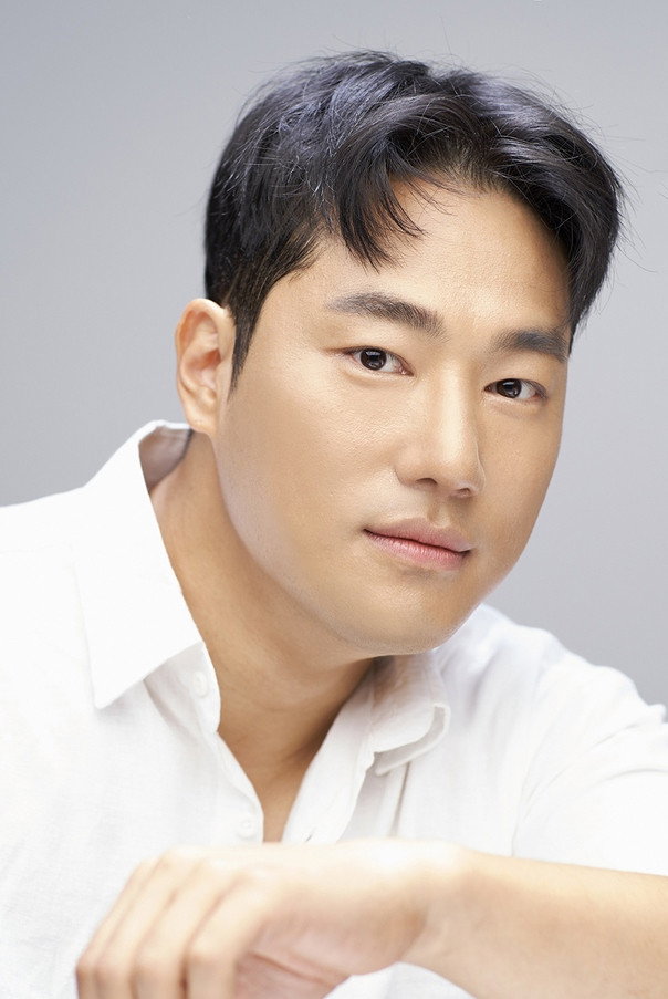 Jung Jong-woo's poster