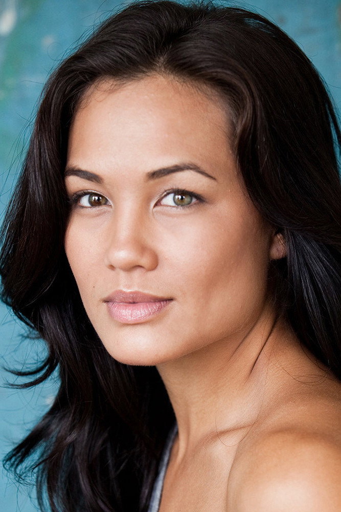 Nadine Nicole's poster