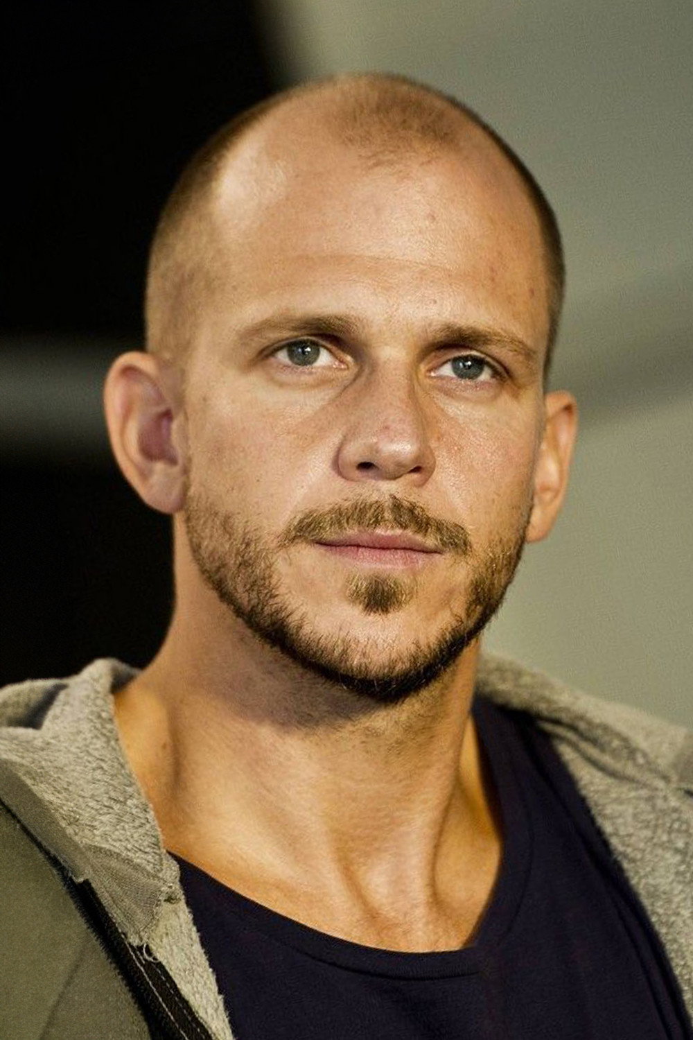Gustaf Skarsgård's poster