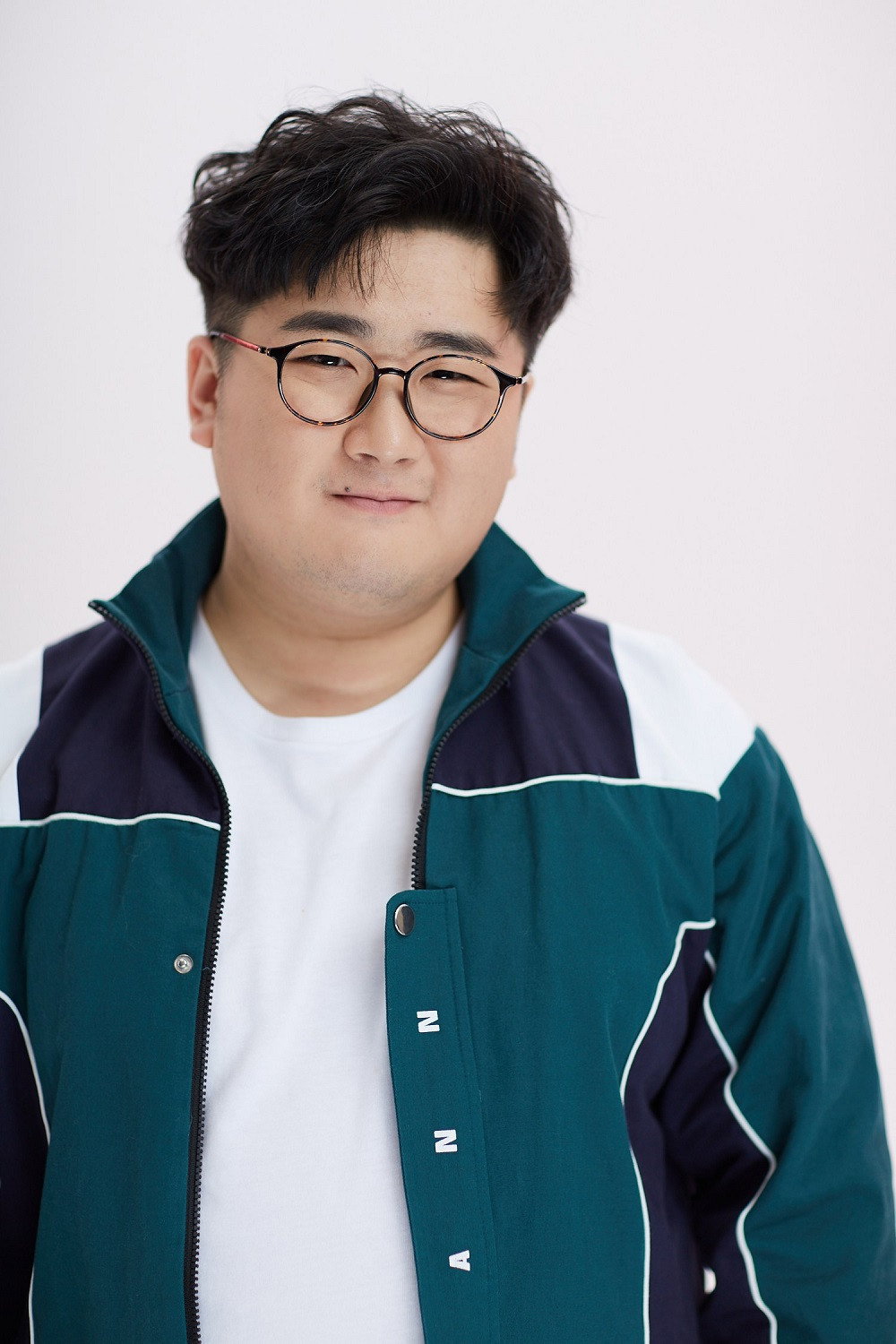 Jin Zi He's poster