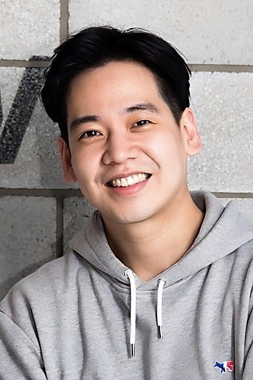 Lee Tae-kyeong's poster