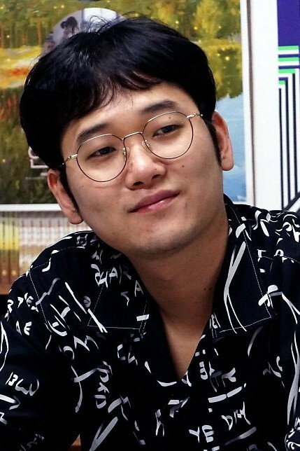 Kim Kyung-mook's poster