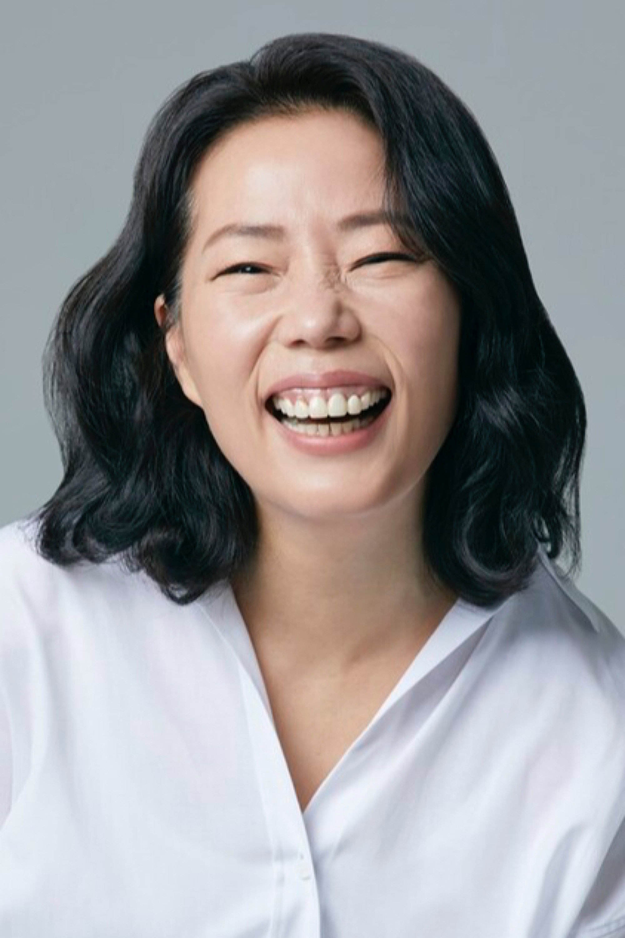 Shim So-young's poster
