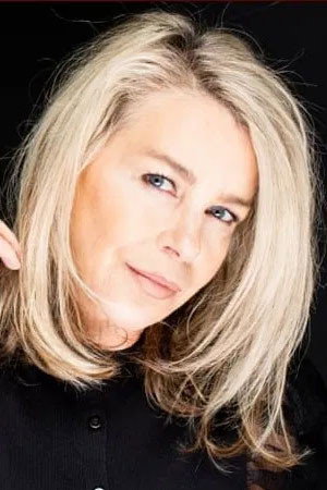 Leslie Ash's poster